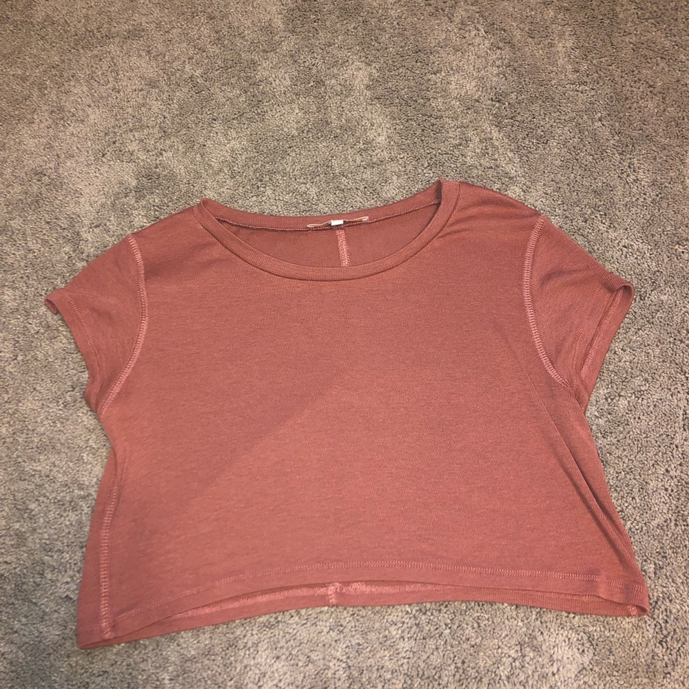 Pink/orange cropped t-shirt